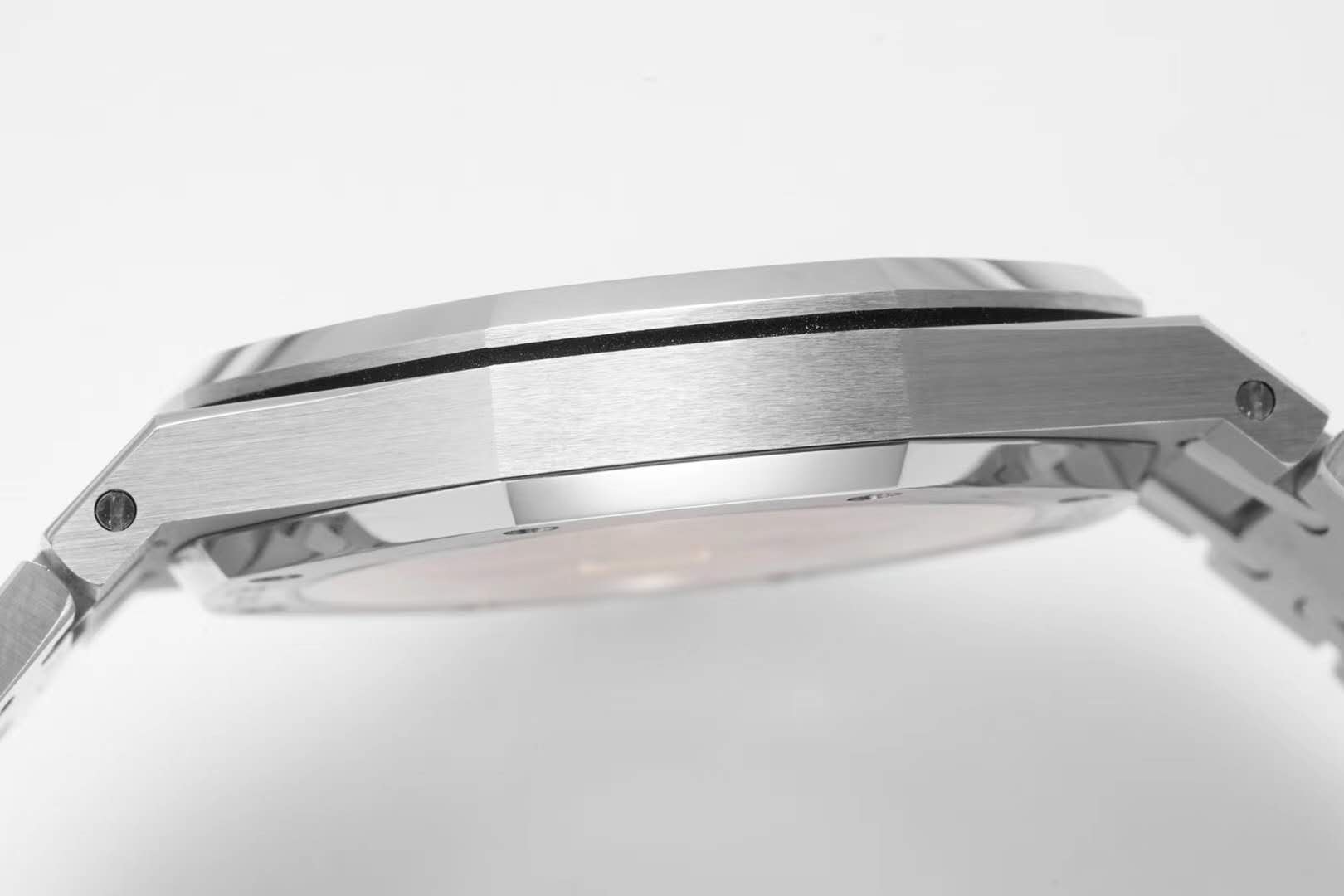 Royal Oak 15202 39mm Smoked Blue Dial