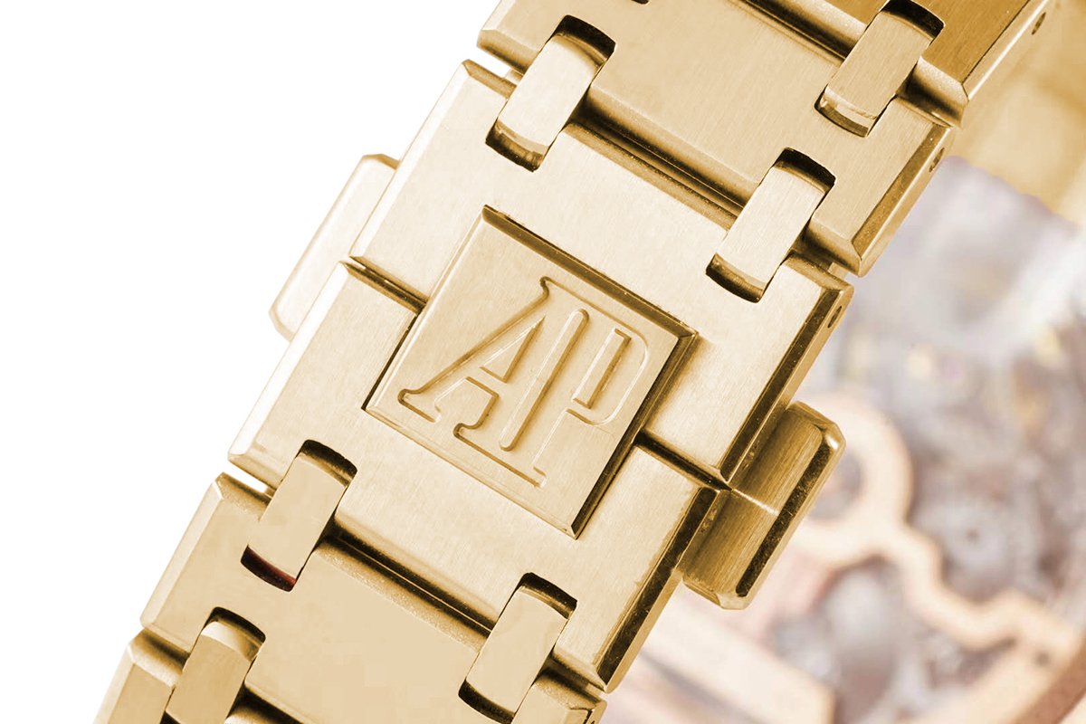 Royal Oak 15202 39mm Blue Dial in Yellow Gold