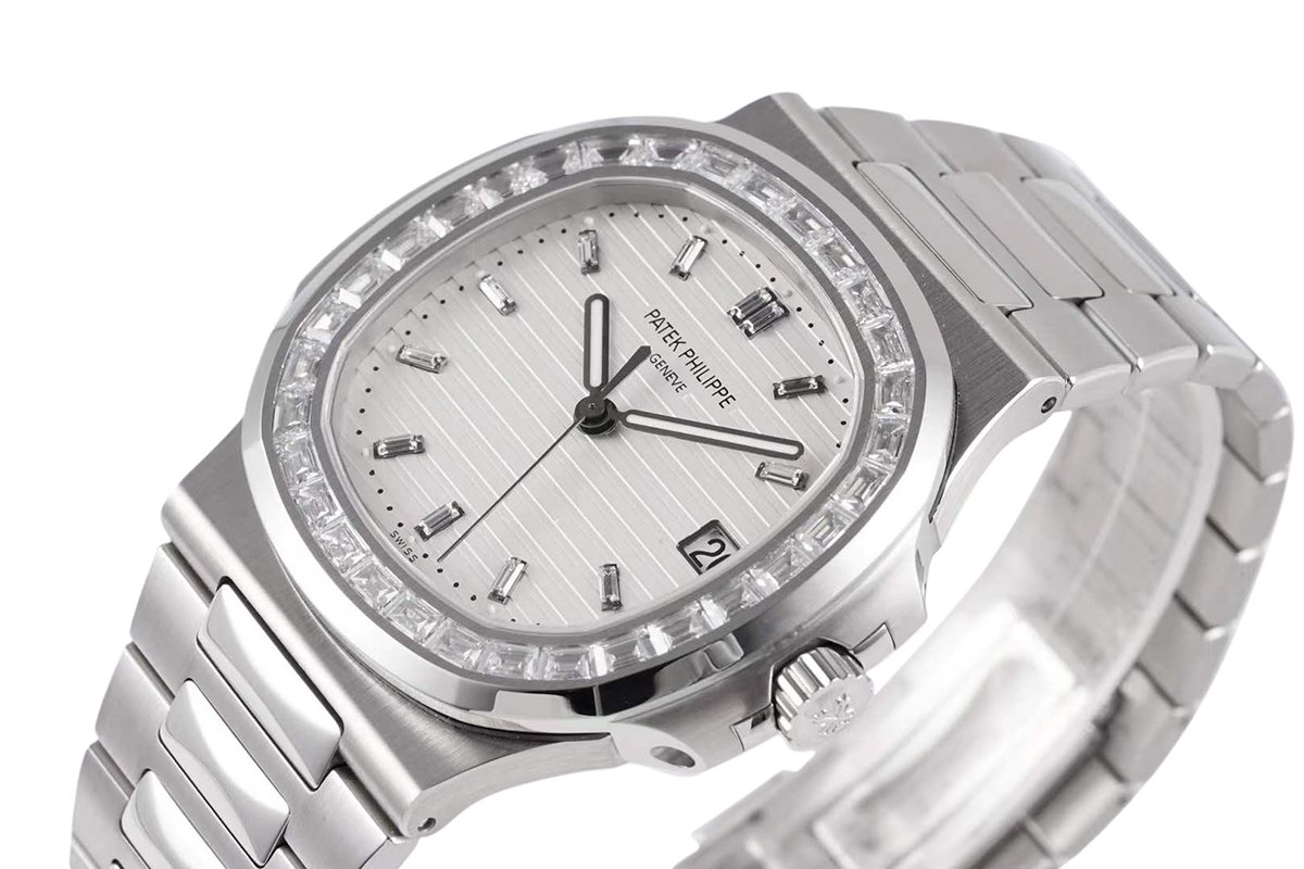 nautilus jumbo 5711/1a-011 white dial with Di*m*nd bezel