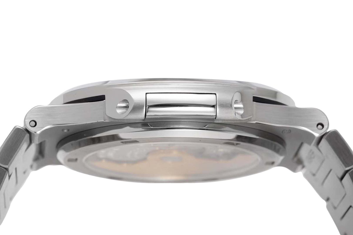 nautilus jumbo 5711/1a-011 white dial with Di*m*nd bezel