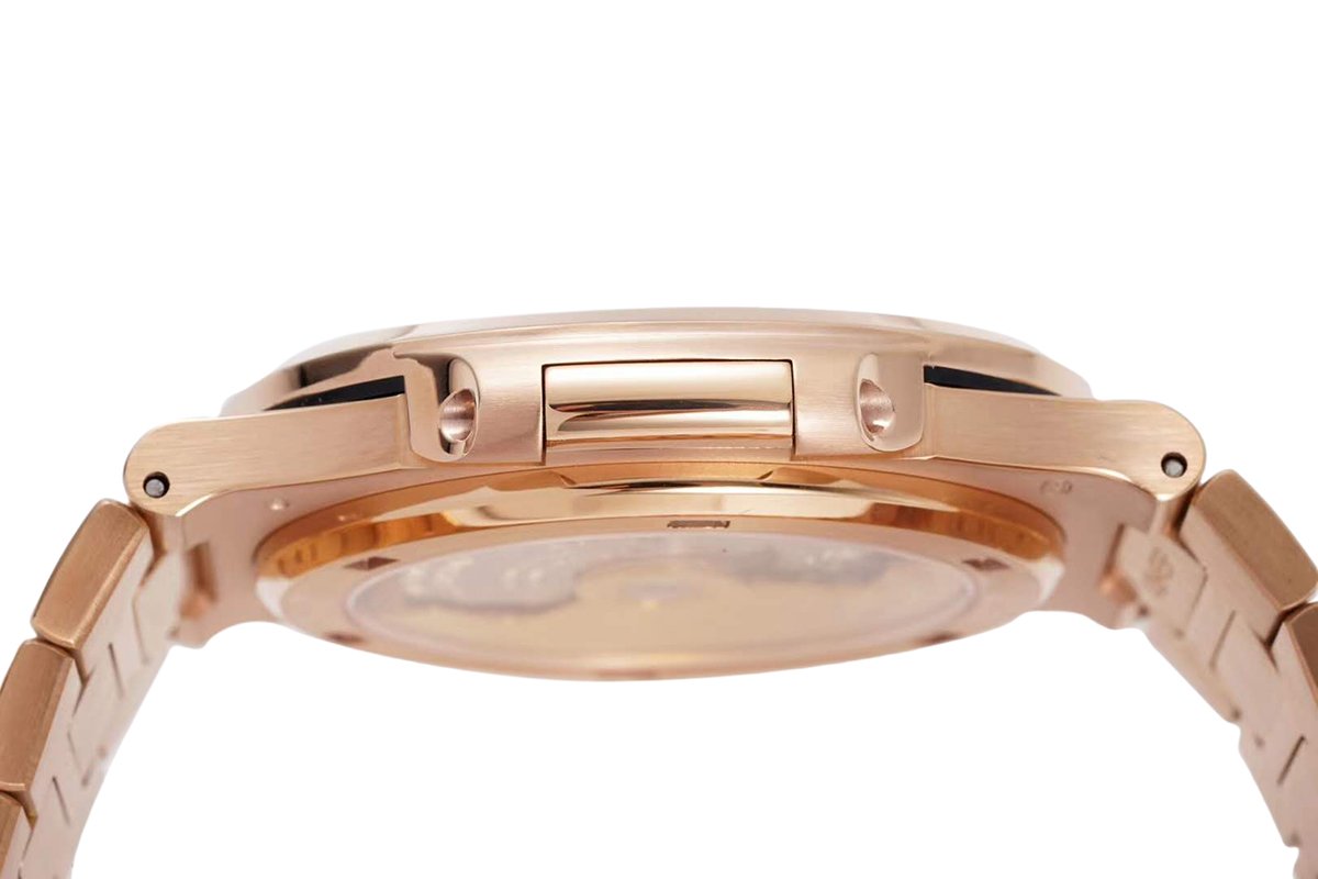 Nautilus Chronograph 5980/1R in Rose Gold