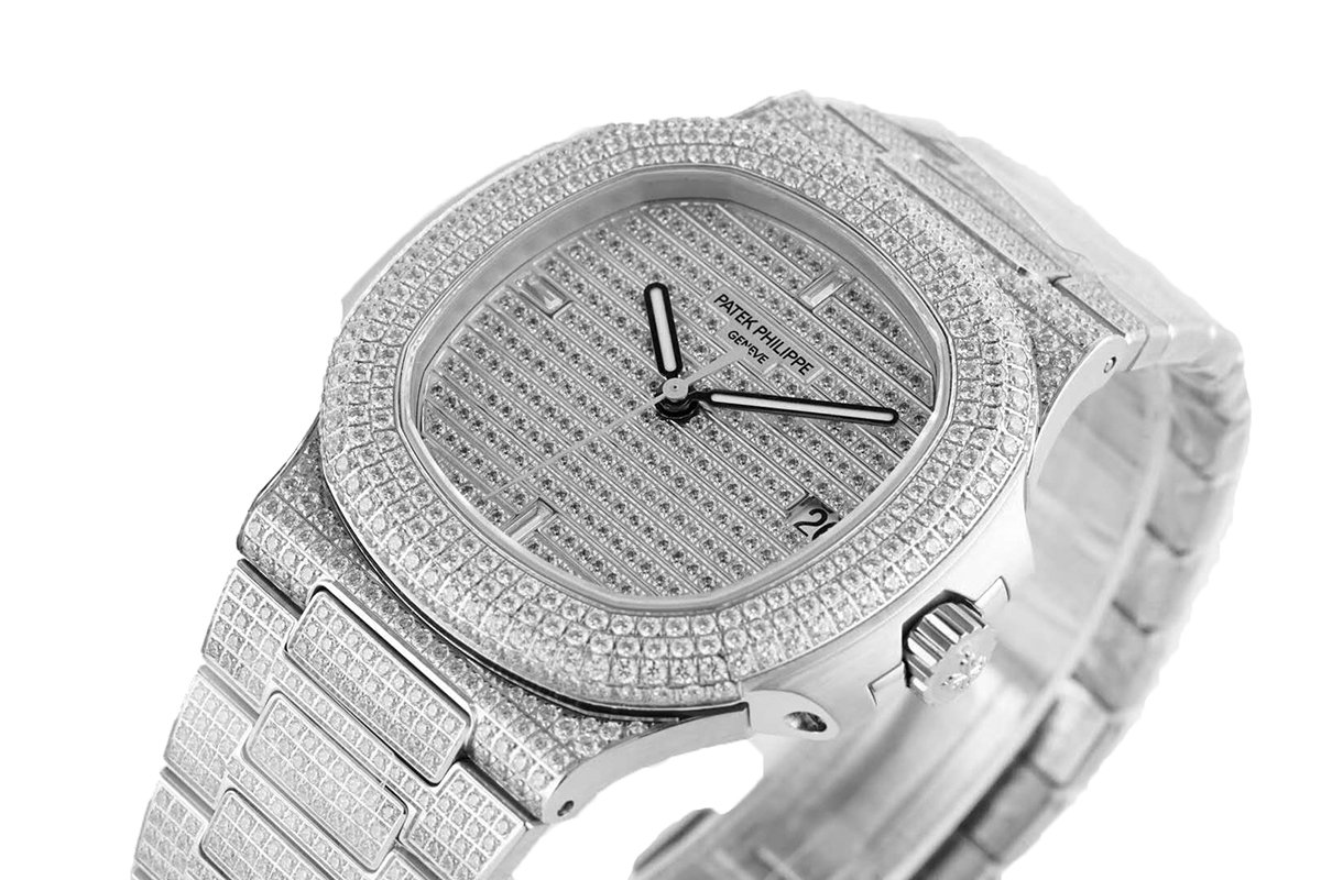 nautilus jumbo 5711 Di*m*nd dial in white gold with paved Di*m*nds