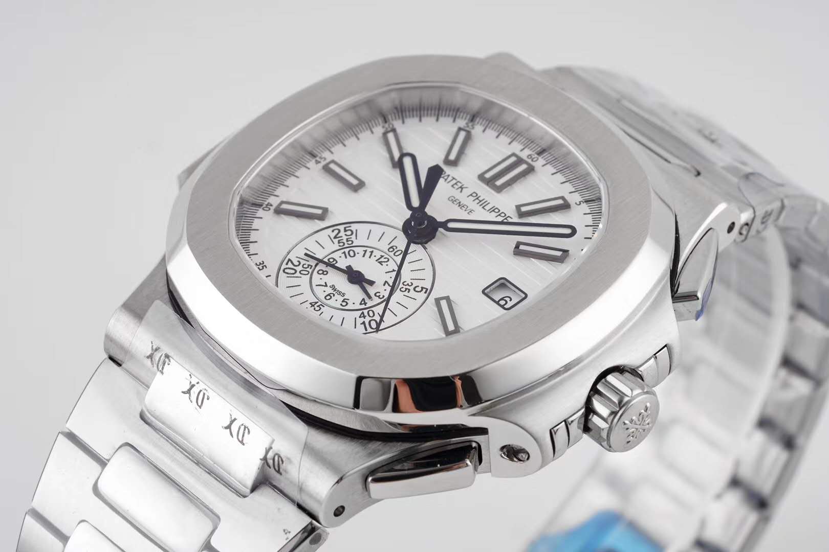 Nautilus 5980/1A-019 White Dial in Steel