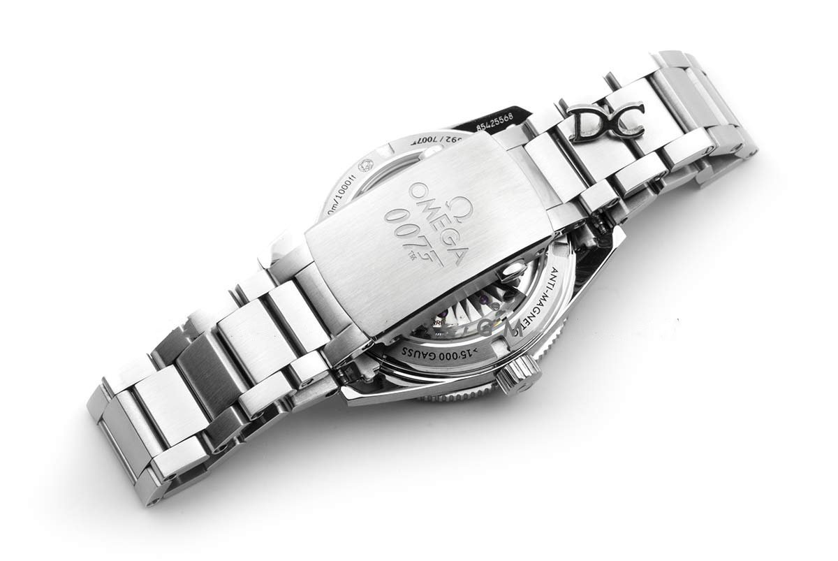 Seamaster 300 Spectre Limited Edition