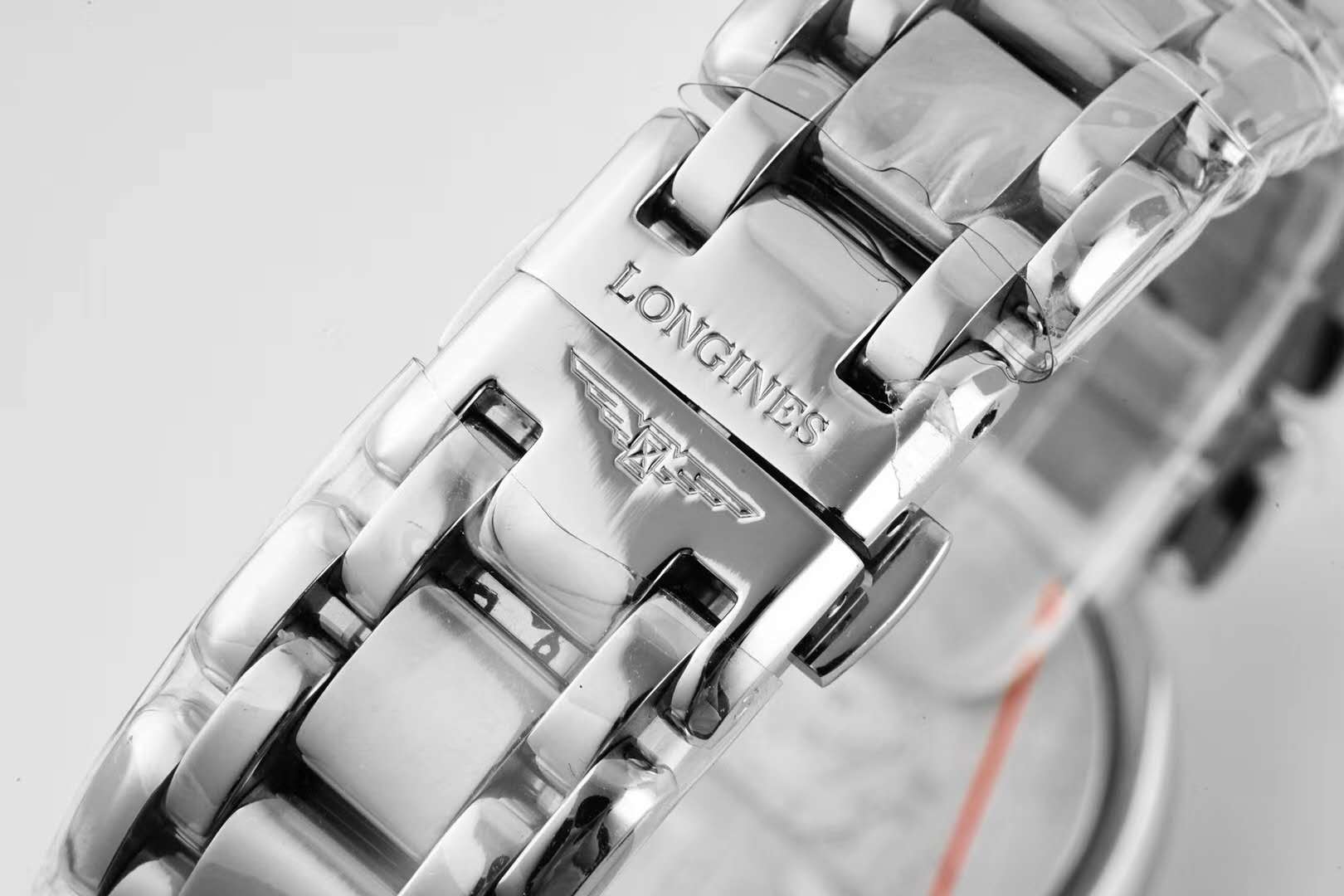 primaluna mop white dial with Di*m*nd markers and Di*m*nd bezel