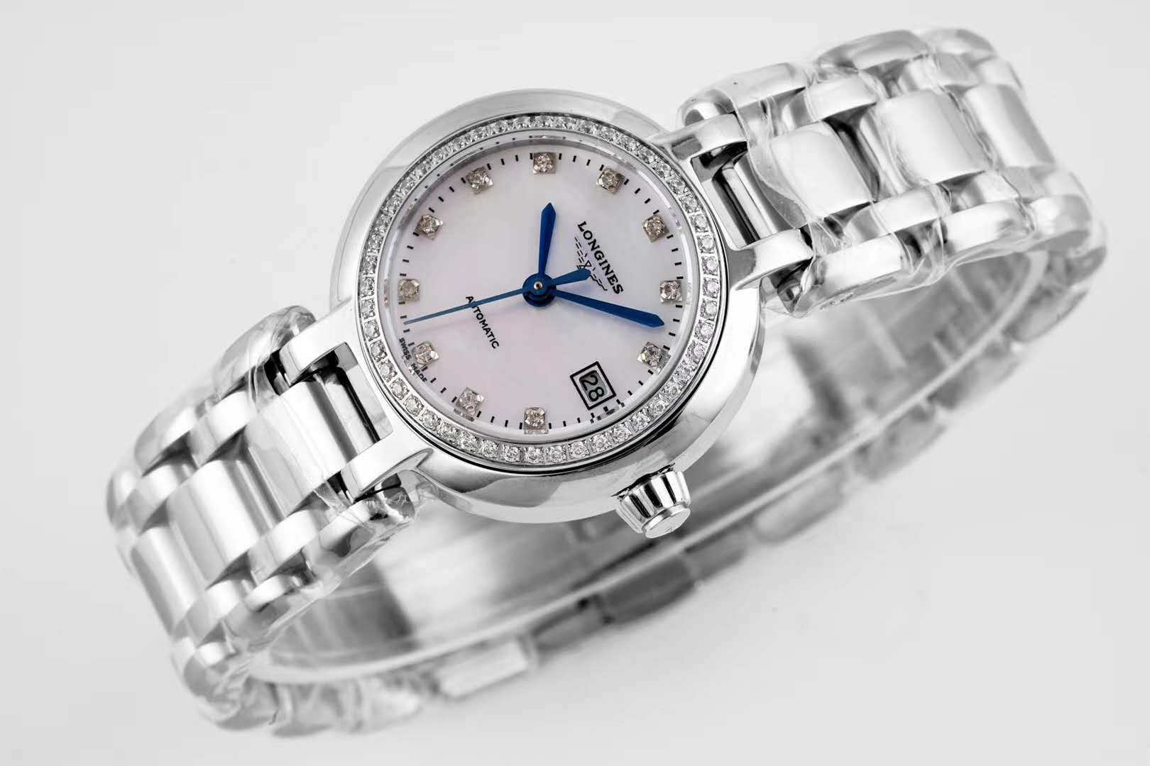 primaluna mop white dial with Di*m*nd markers and Di*m*nd bezel