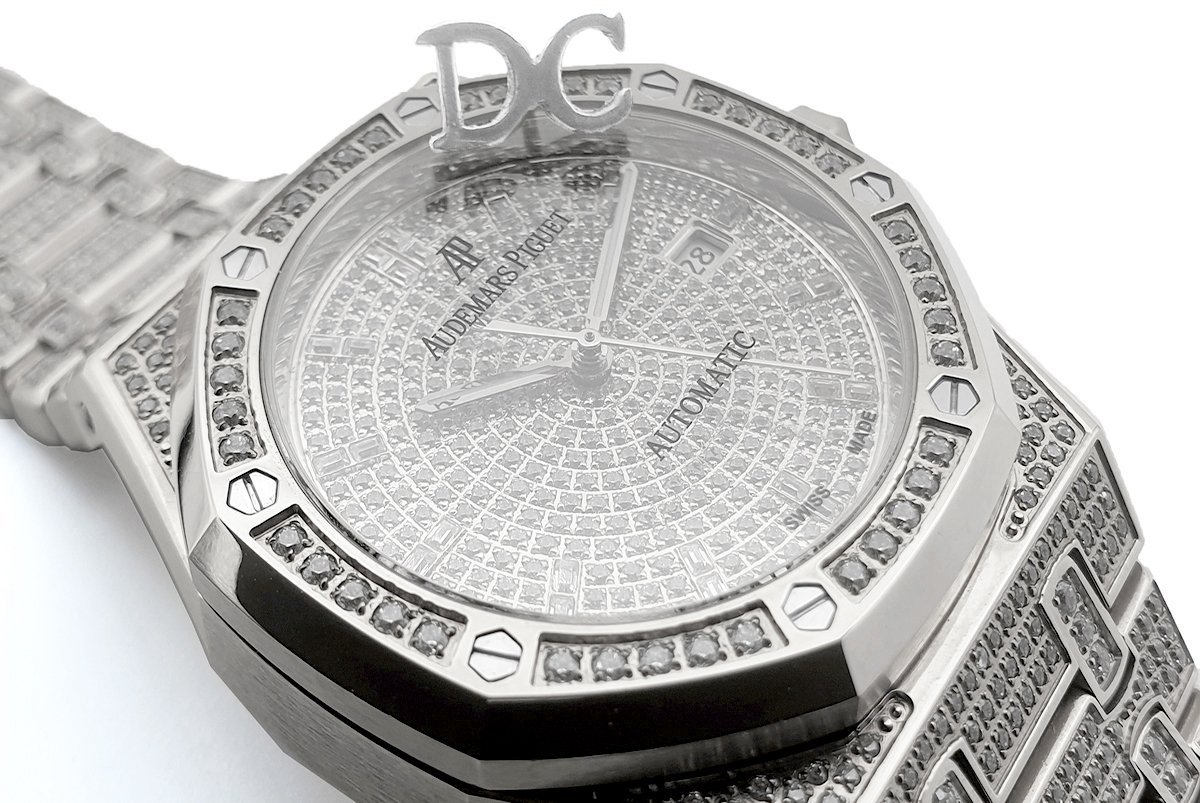 royal oak 41mm 15402 full Di*m*nd paved in white gold on bracelet