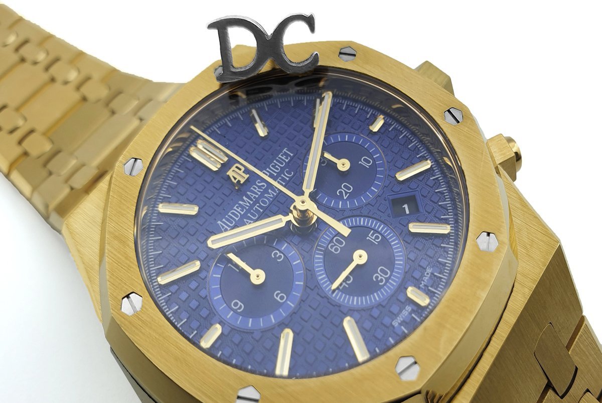 Royal Oak Self-Winding Chronograph Blue Dial in Yellow Gold
