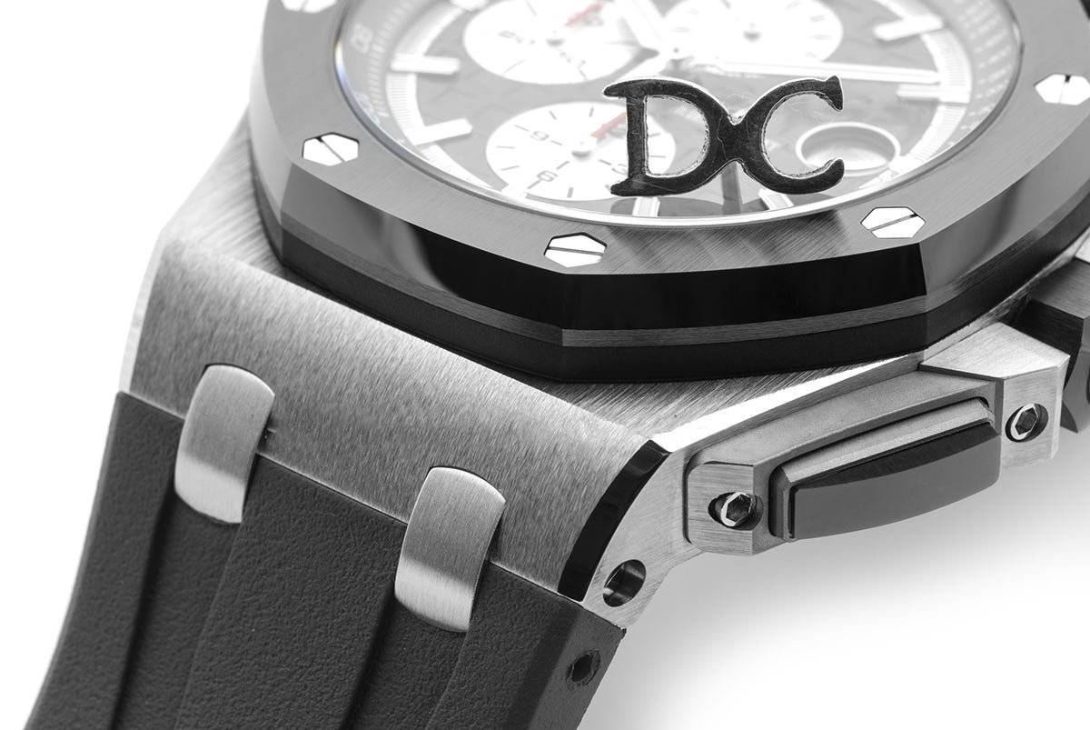 Royal Oak Offshore Novelty 44mm Titanium 26400IO SIHH