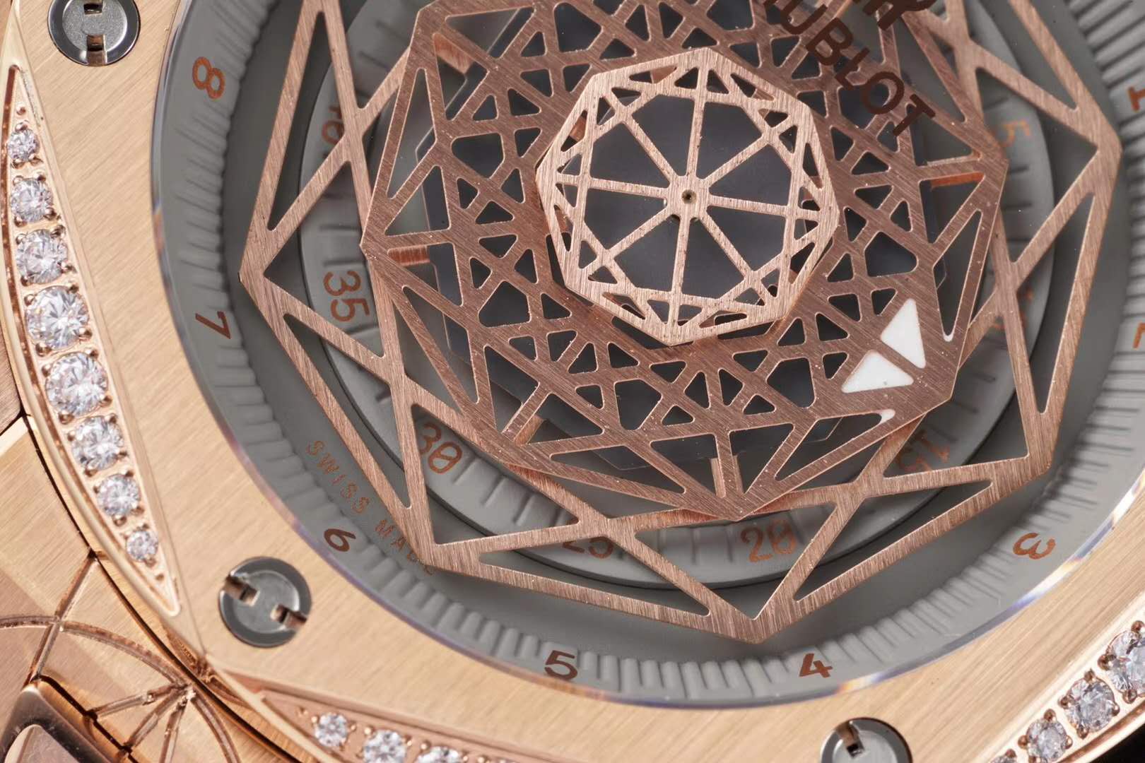 big bang unico sang bleu in rose gold with Di*m*nd bezel on brown leather strap