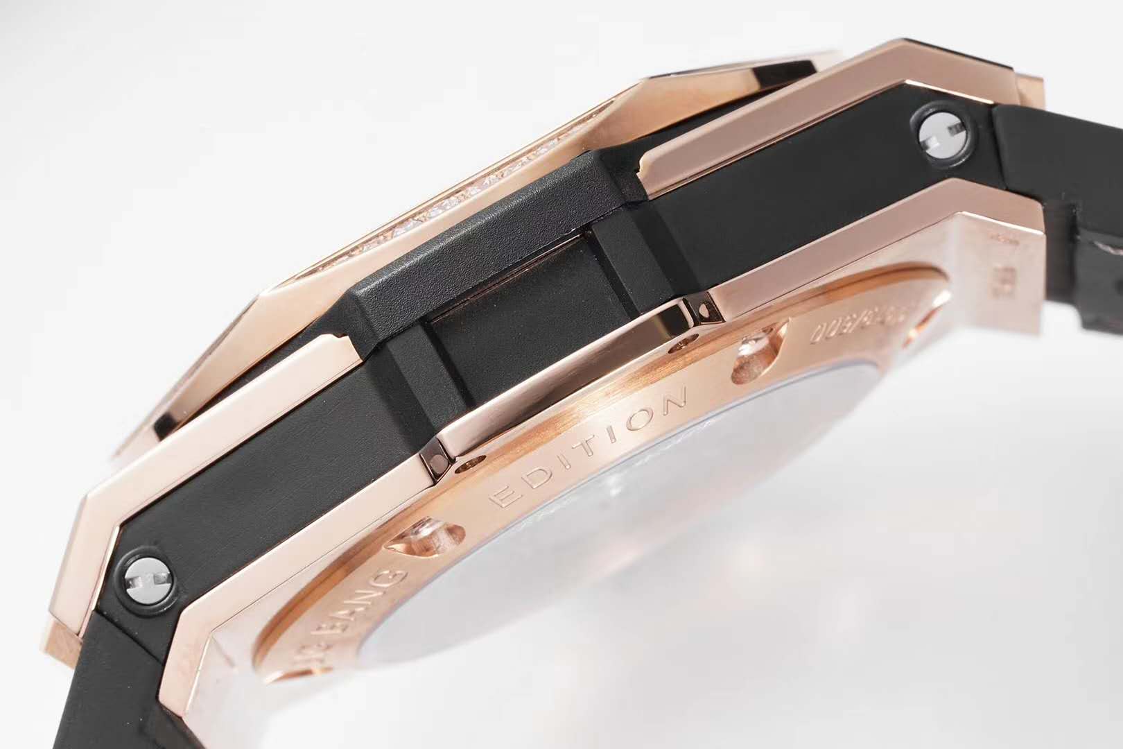 big bang unico sang bleu in rose gold with Di*m*nd bezel on brown leather strap