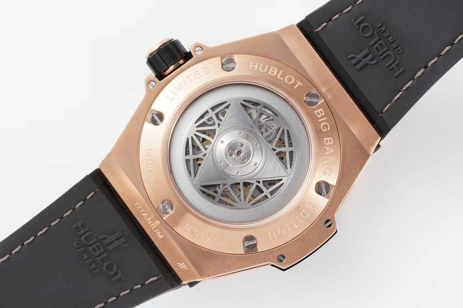 big bang unico sang bleu in rose gold with Di*m*nd bezel on brown leather strap