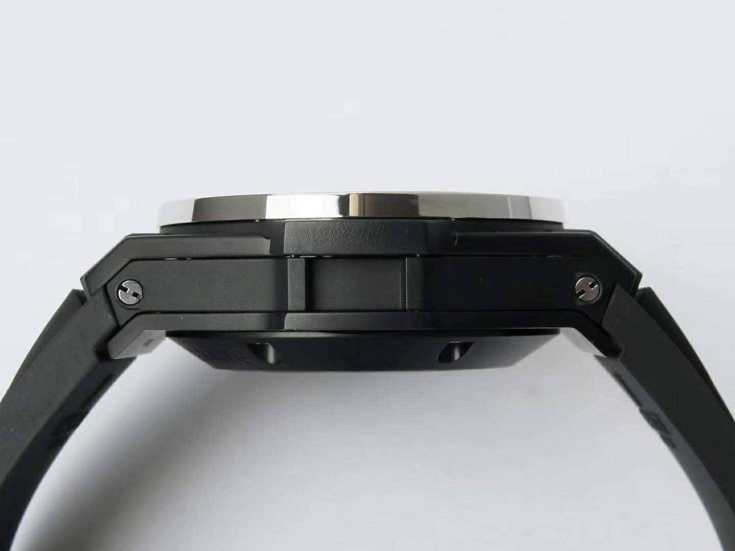 big bang unico black magic with rainbow Di*m*nds