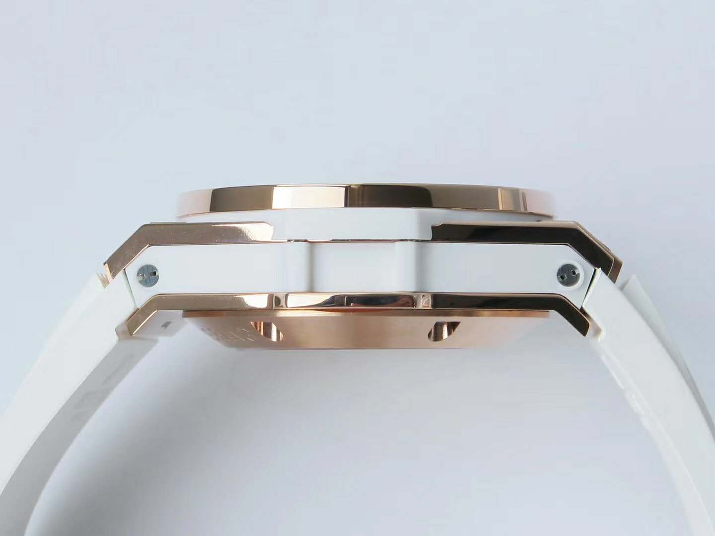 big bang unico gold white with Di*m*nd