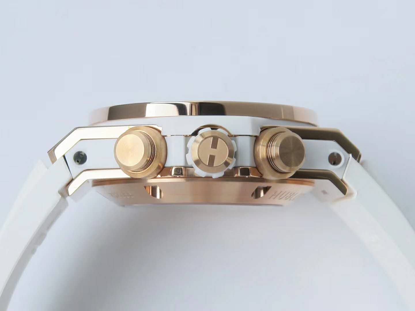 big bang unico gold white with Di*m*nd