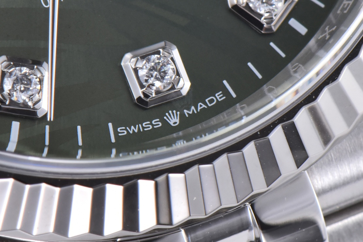 datejust 36 126334 olive green dial with Di*m*nd marker on jubilee bracelet