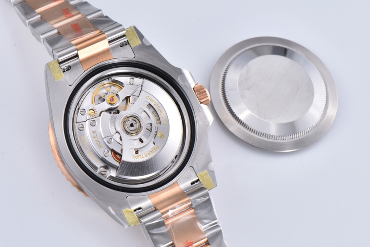 GMT Master II 126715 CHNR Clean Factory “Rootbeer” in Rose Gold and Steel